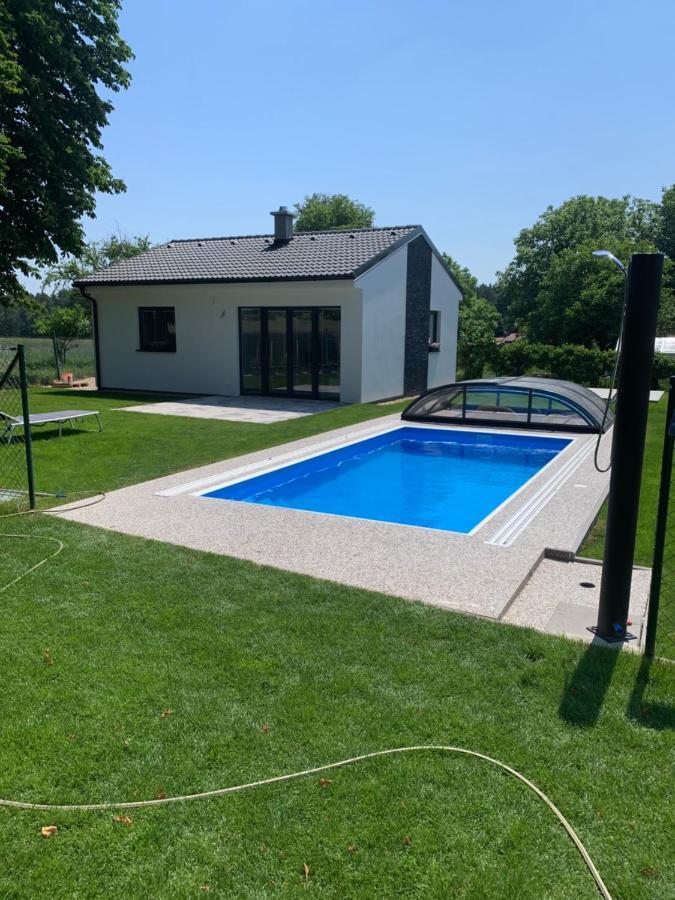 Villa Vilka Petra Pod Bezdezem Bela pod Bezdezem Exterior foto